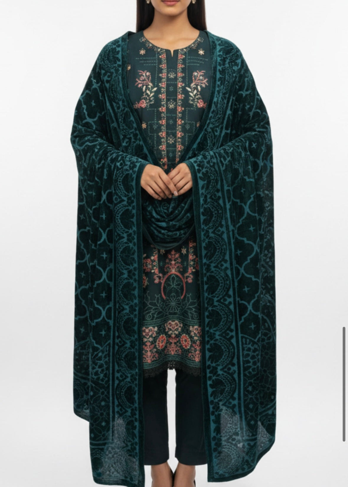 Velvet Embroidered 3-Piece Suit – black Elegance