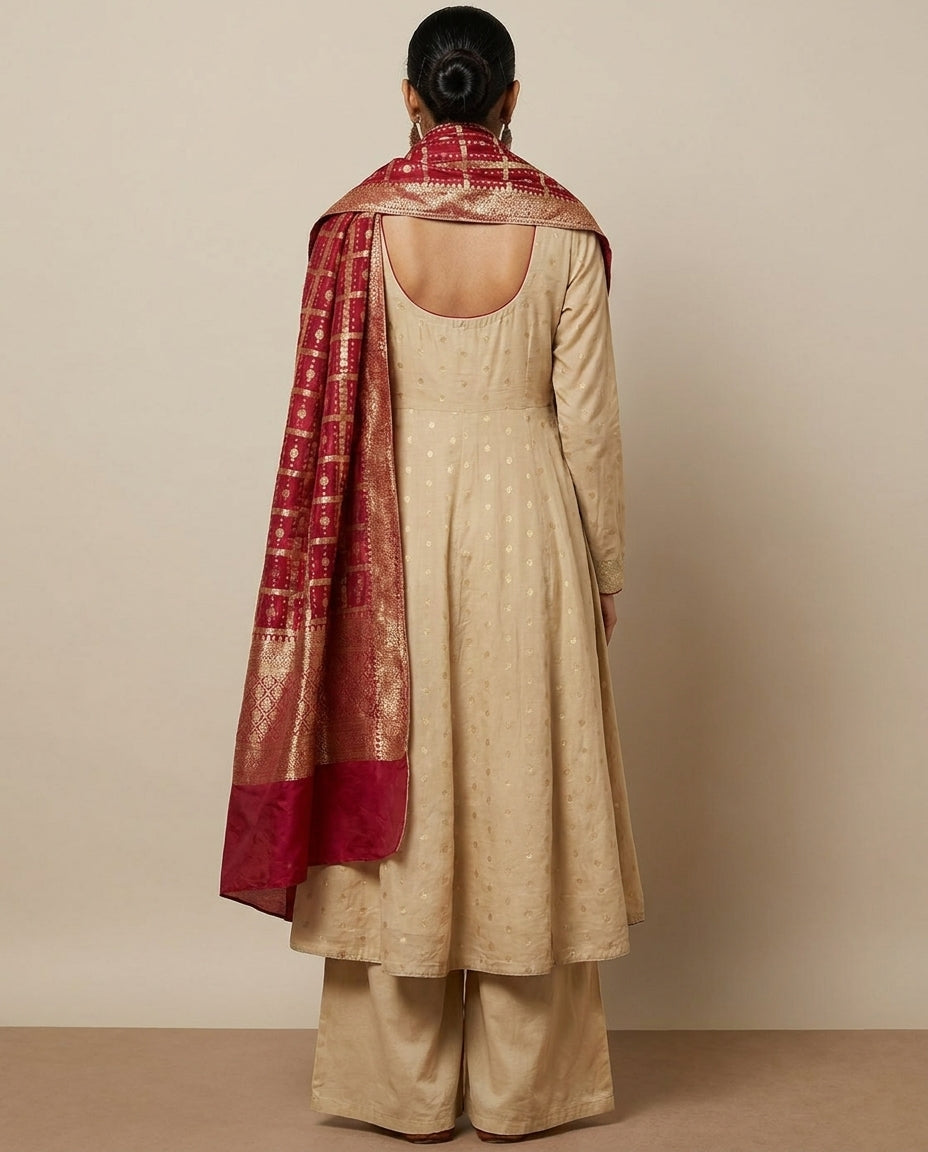 Elegant Anarkali With Bandani Dupatta